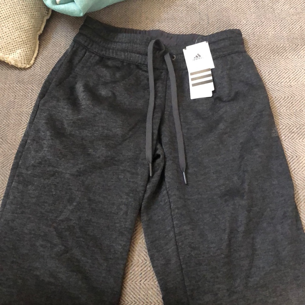 New with tags addidas sweat pants